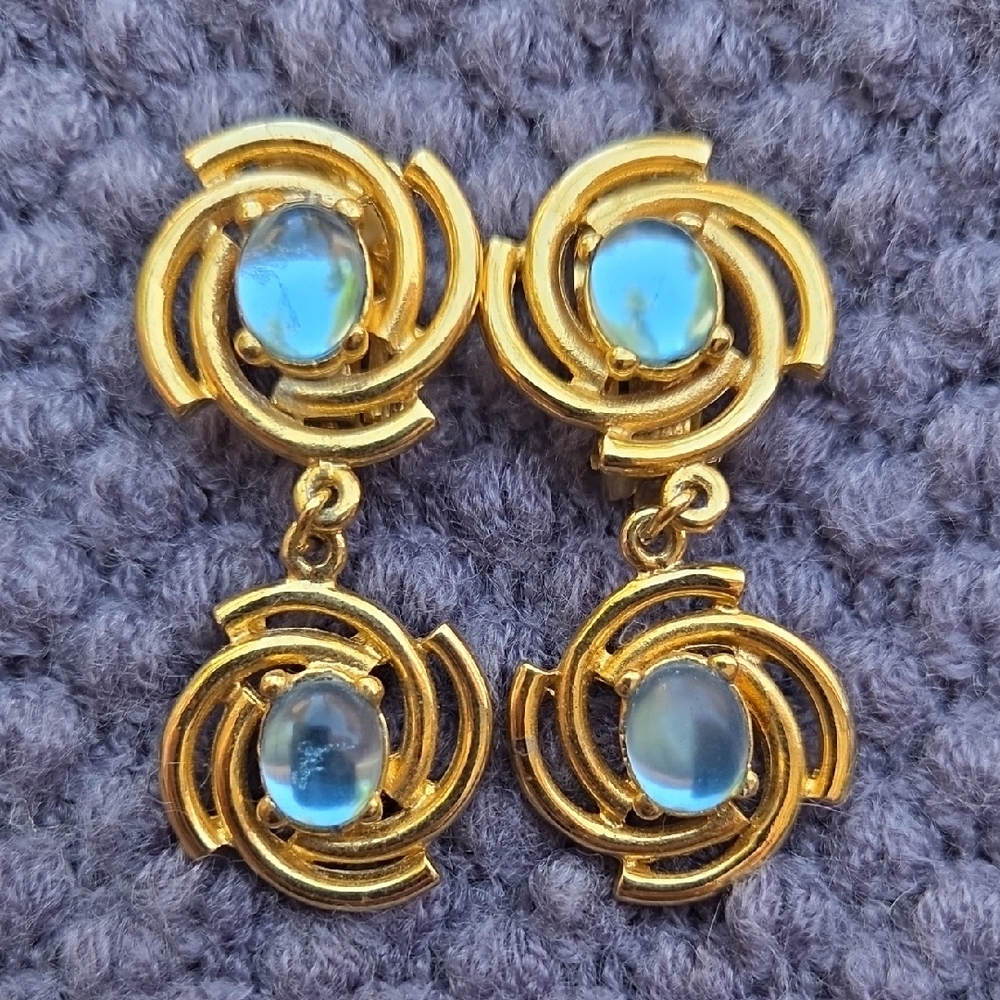 Elegant Vintage Paolo Gucci Gold Tone Swirl and Blue Cabochon Earrings